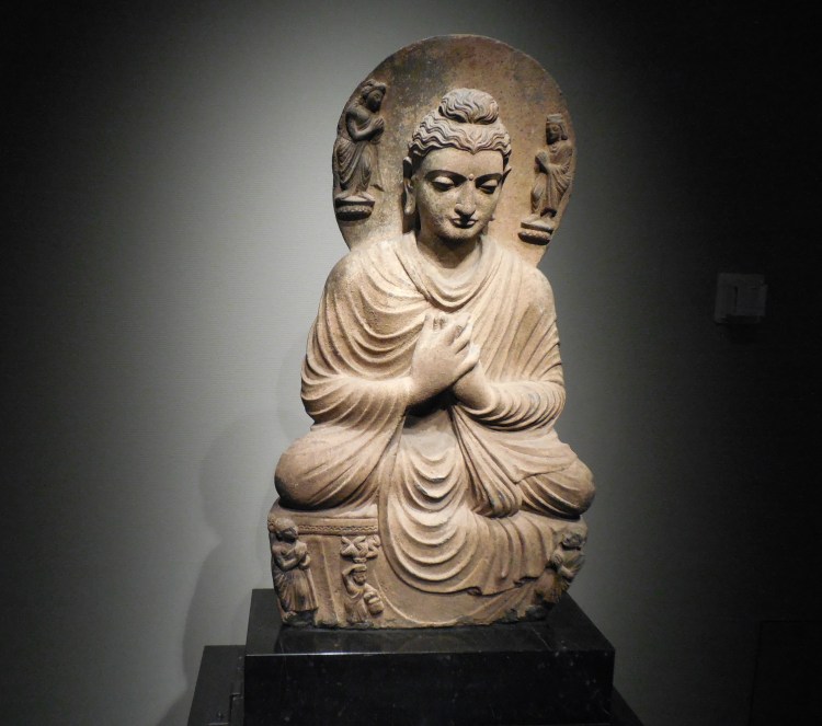 30 Kushan Buddha